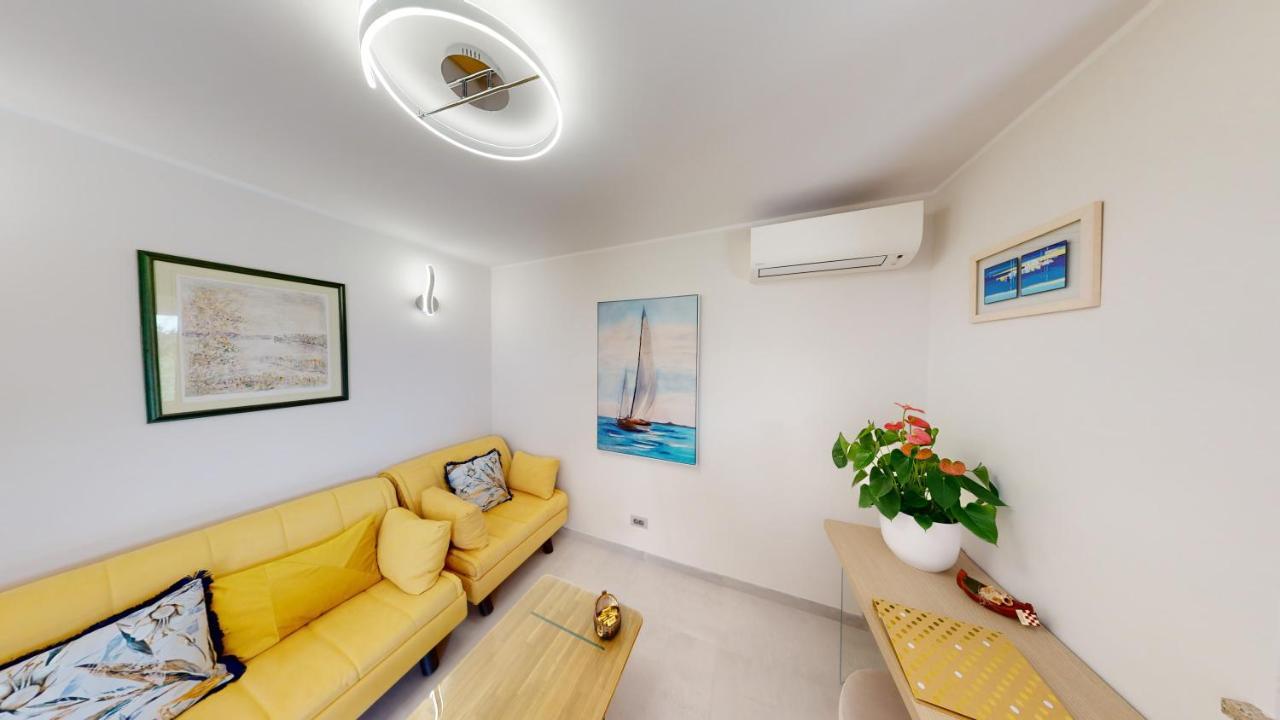 Design Apartment Emerald Viskovo מראה חיצוני תמונה