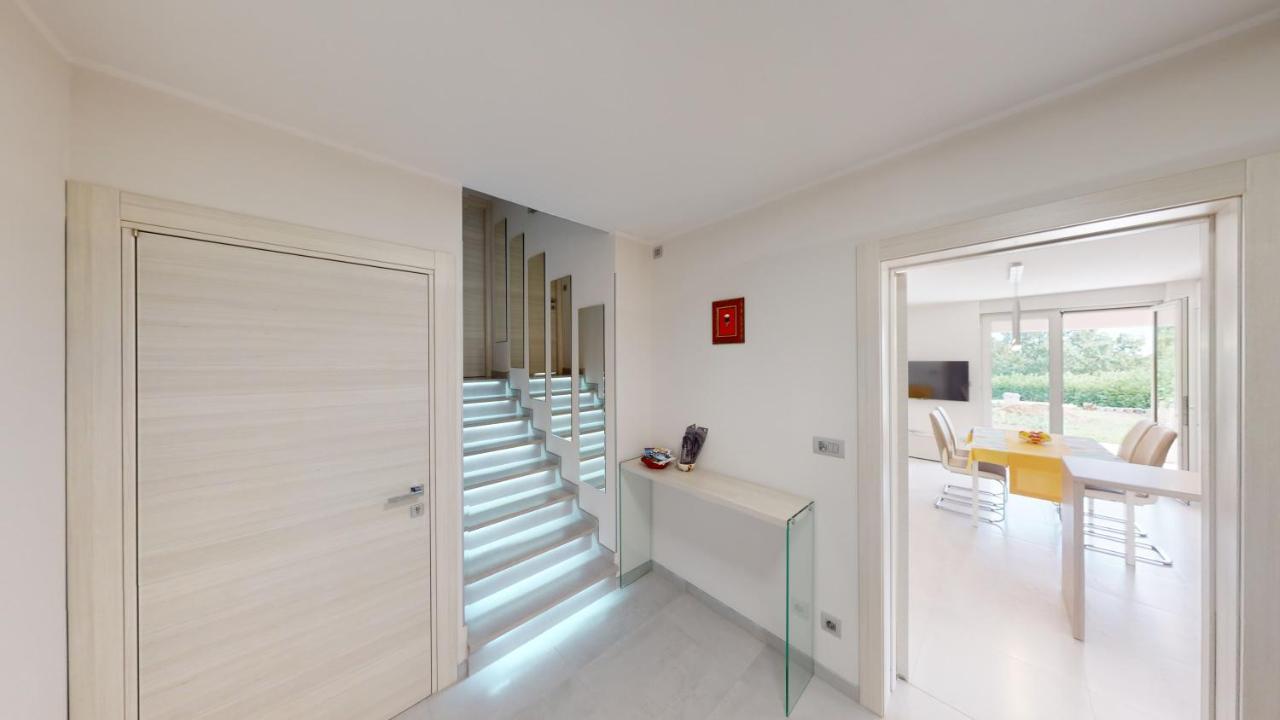 Design Apartment Emerald Viskovo מראה חיצוני תמונה