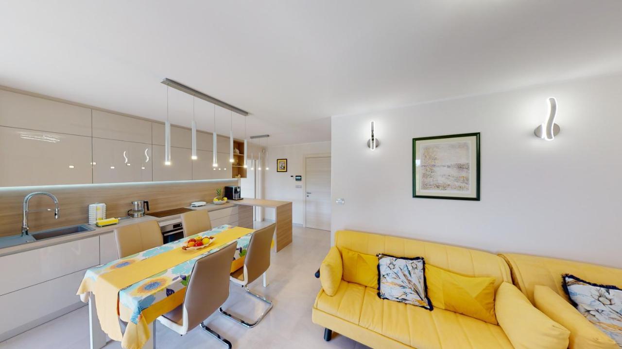 Design Apartment Emerald Viskovo מראה חיצוני תמונה