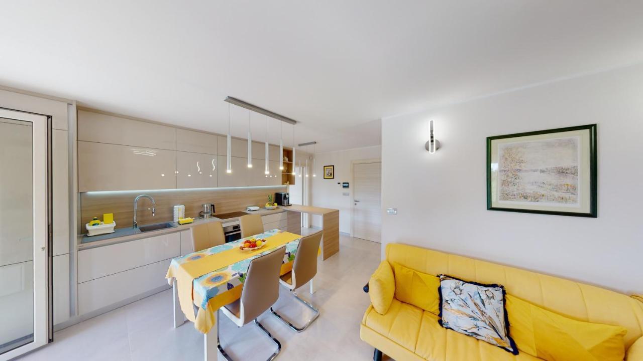 Design Apartment Emerald Viskovo מראה חיצוני תמונה