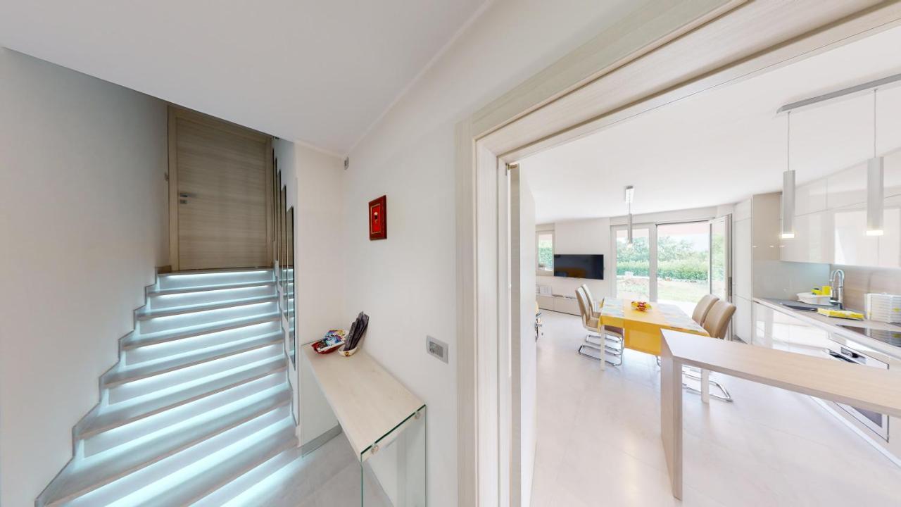 Design Apartment Emerald Viskovo מראה חיצוני תמונה